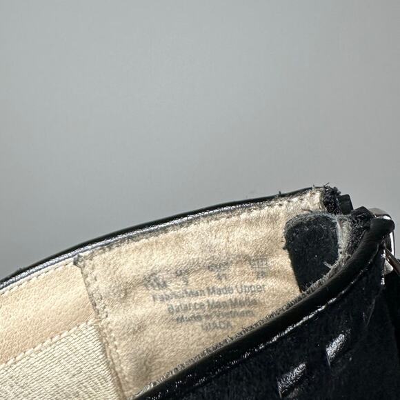 Life Stride Giada Almond Toe Black Heeled Booties Women's 11 - Picture 9 of 9